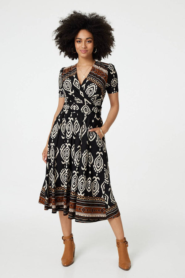 Black And White | Printed 1/2 Sleeve Pleated Wrap Dress