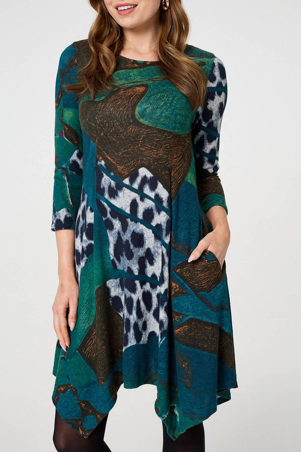 Green | Abstract Hanky Hem 3/4 Sleeve Midi Dress
