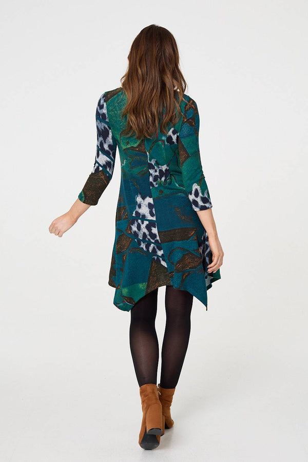 Green | Abstract Hanky Hem 3/4 Sleeve Midi Dress
