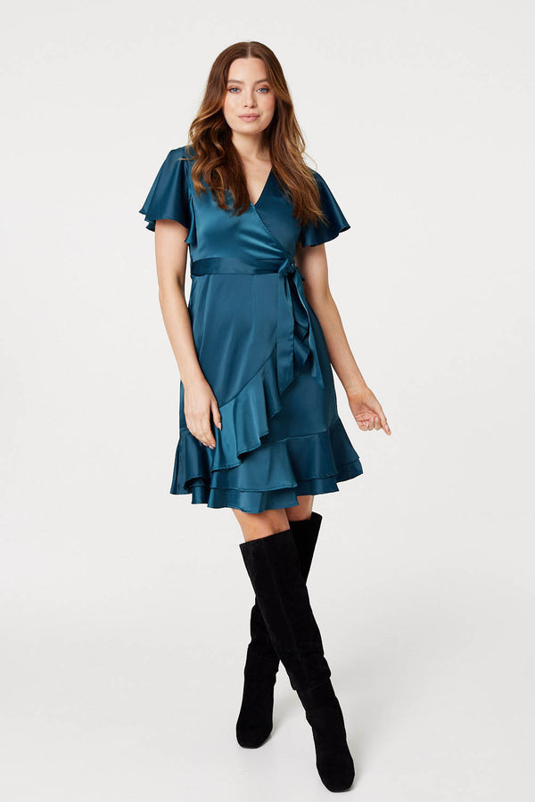 Green | Frill Detail Short Wrap Dress : Model is 5'9"/175 cm and wears UK8/EU36/US4/AUS8