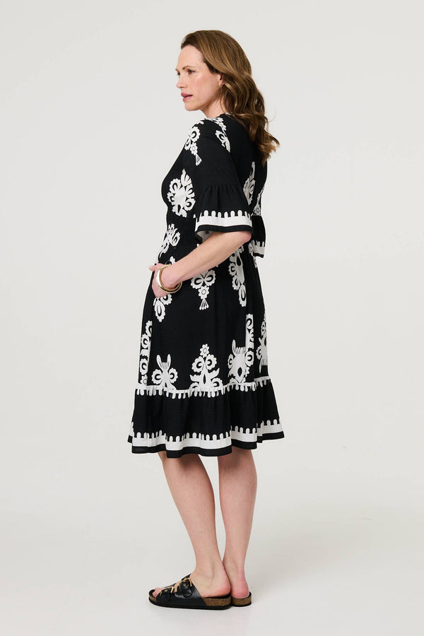 Black | Ikat Print 1/2 Sleeve Relaxed Short Dress