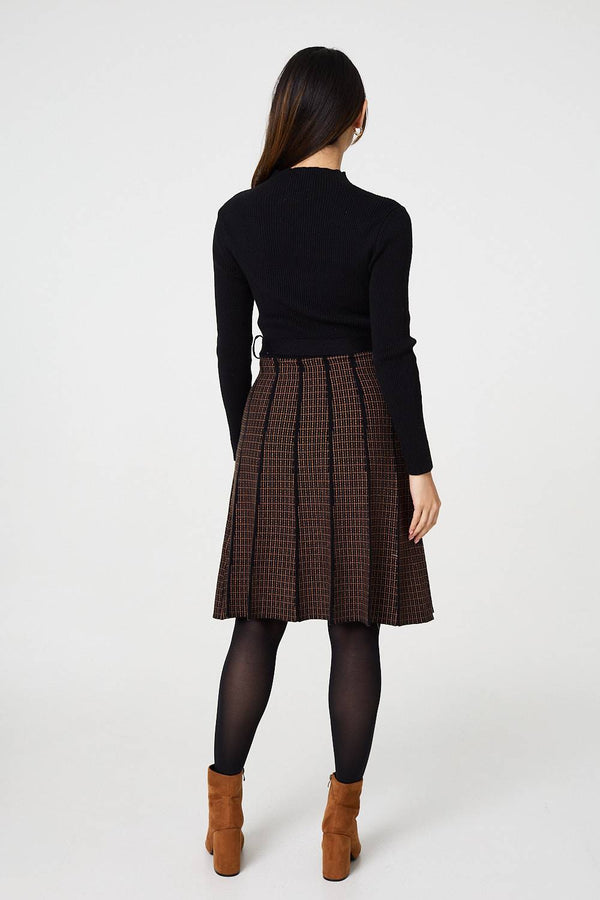 Black | Geo Print Tie Waist Pleated Jumper Dress