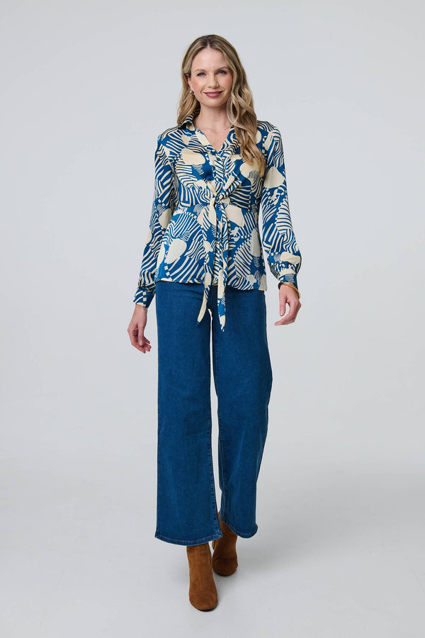 Teal | Printed Tie Front Long Sleeve Blouse : Model is 5'10"/178 cm and wears UK10/EU38/US6/AUS10
