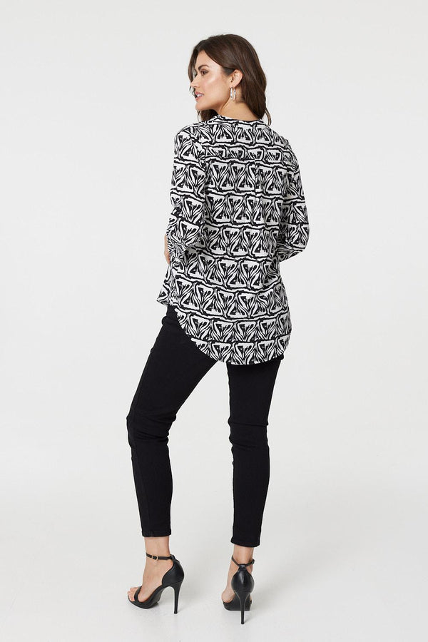 Black And White | Printed Collarless V-Neck 3/4 Blouse