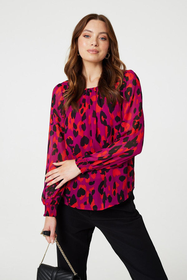 Pink | Animal Print Long Sleeve Ruched Blouse : Model is 5'9"/175 cm and wears UK8/EU36/US4/AUS8